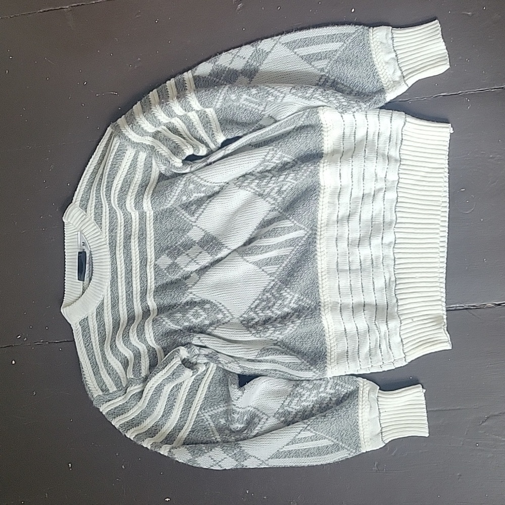 Vintage Grandpa Sweater Aztec- Size Medium- Grey and Cream